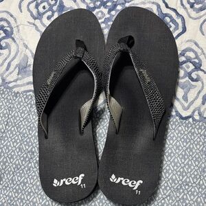 Reef Star Cushion Black Sandals